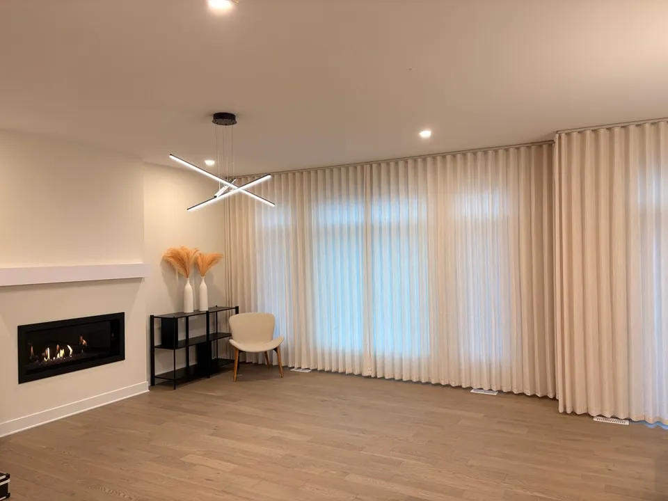 McDrapery Studio custom window treatment — selection 5, photo 2
