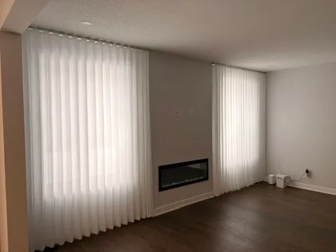 McDrapery Studio custom window treatment — selection 6, photo 3
