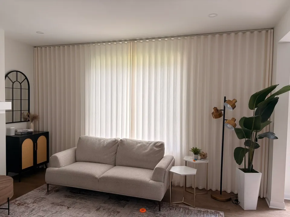 McDrapery Studio custom window treatment — selection 8, photo 1
