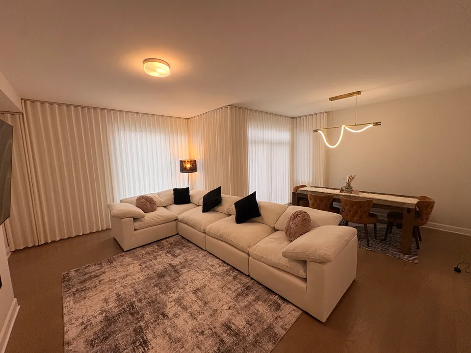 McDrapery Studio custom window treatment — selection 1, photo 1